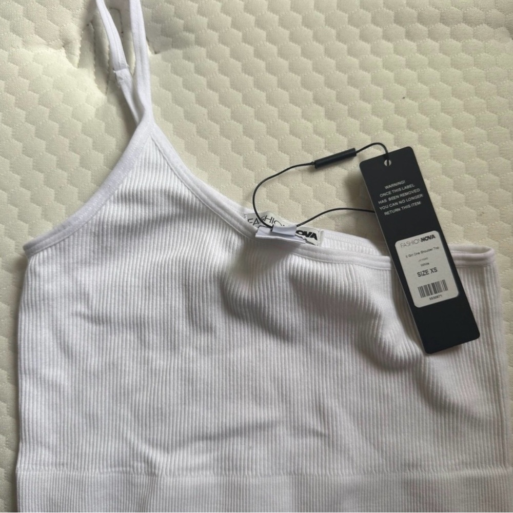 Fashion Nova White Ribbed Camisole